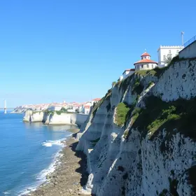 distância de Lisboa a Porto